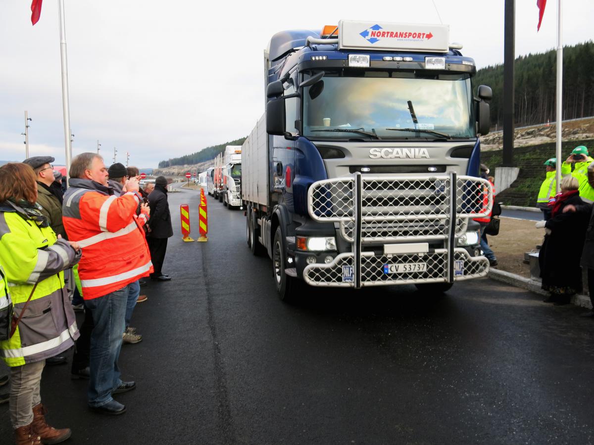 Bombarderes av bommer