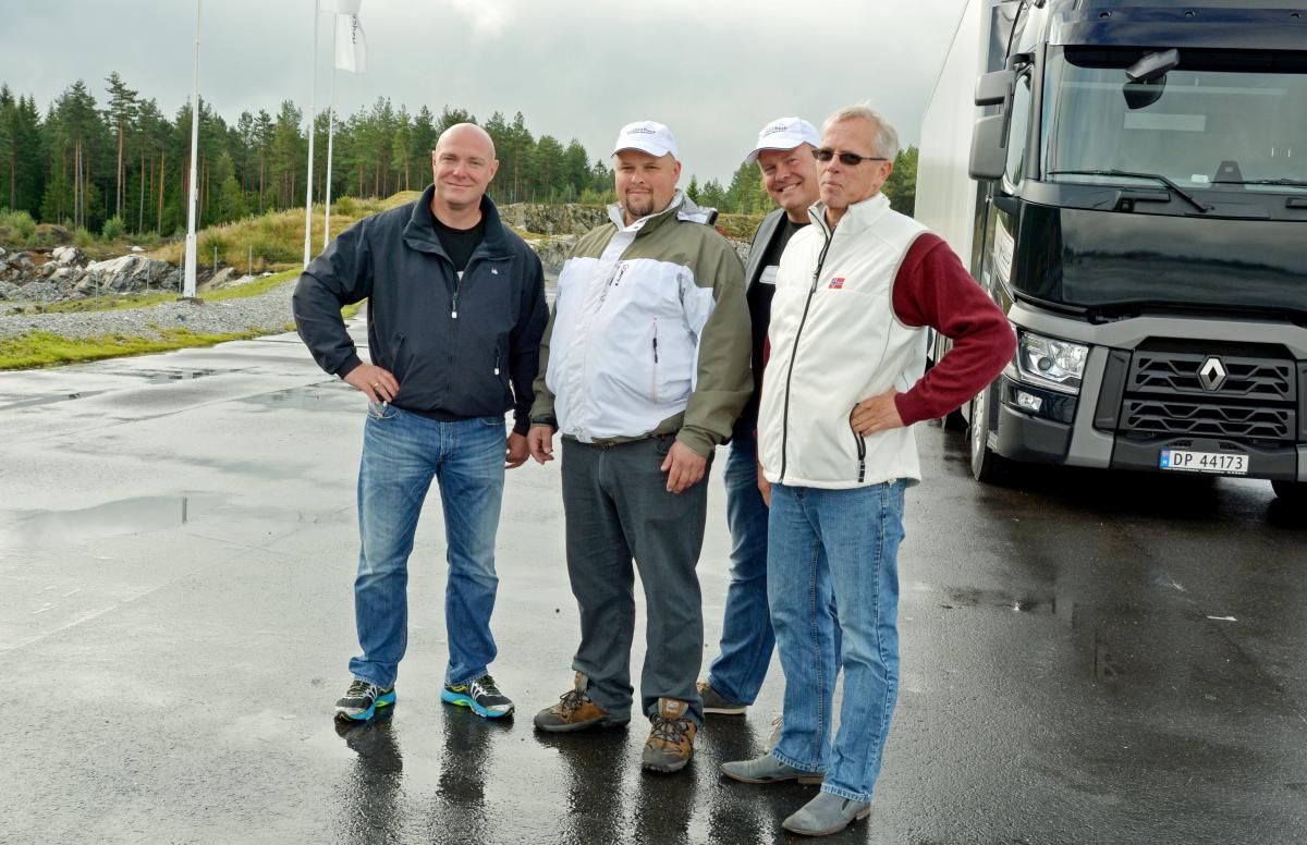 Kjøpte 30 trekkvogner