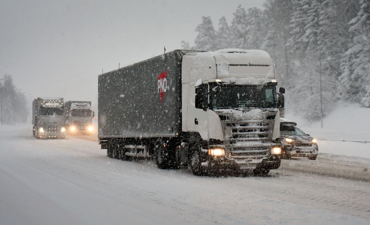 Vinterutstyr: 12 ganger hyppigere bruksforbud enn norske i 2017
