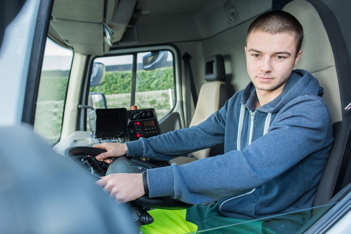 - Risikerer at 100 ungdommer ikke får starte læretiden sin