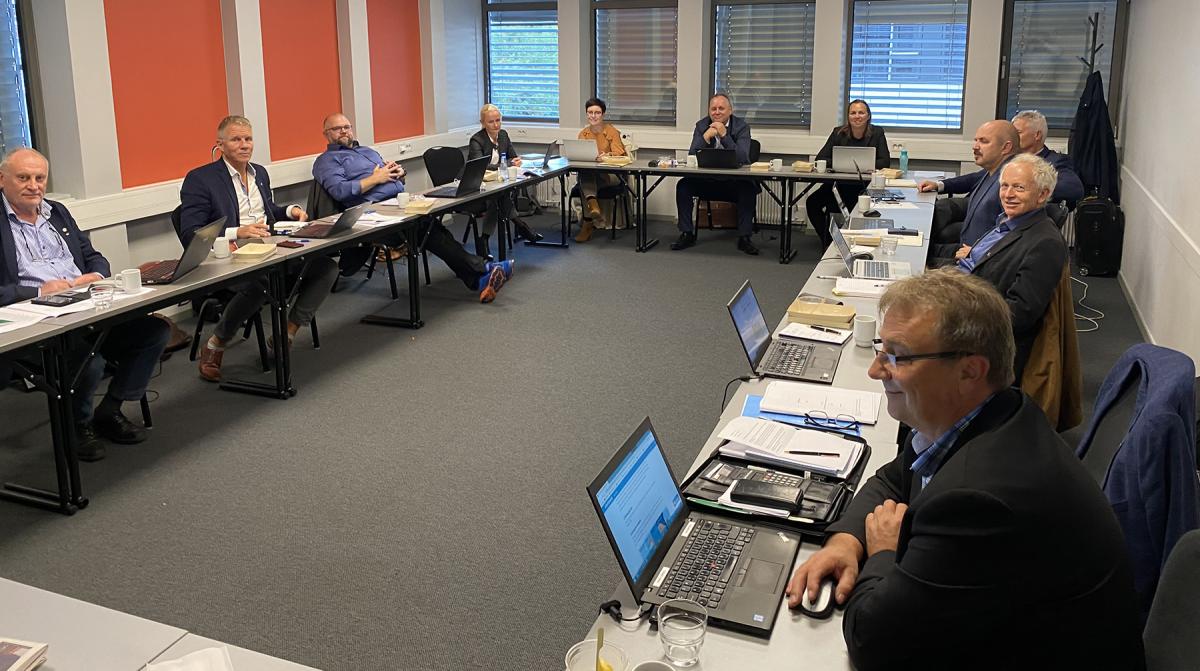 Neste stopp: Riksmekleren