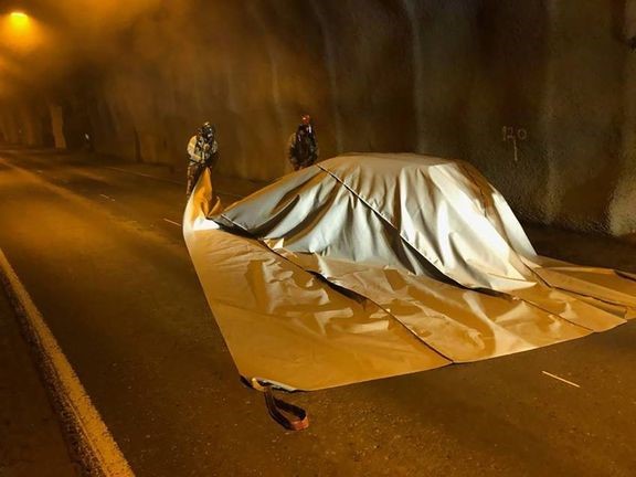 Statens vegvesen gir bort branntepper til brannvesen med tunnelberedskap