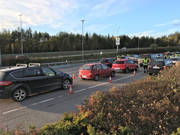 Vegvesenet har kontrollert 32 890 person- og varebiler langs vegene i år