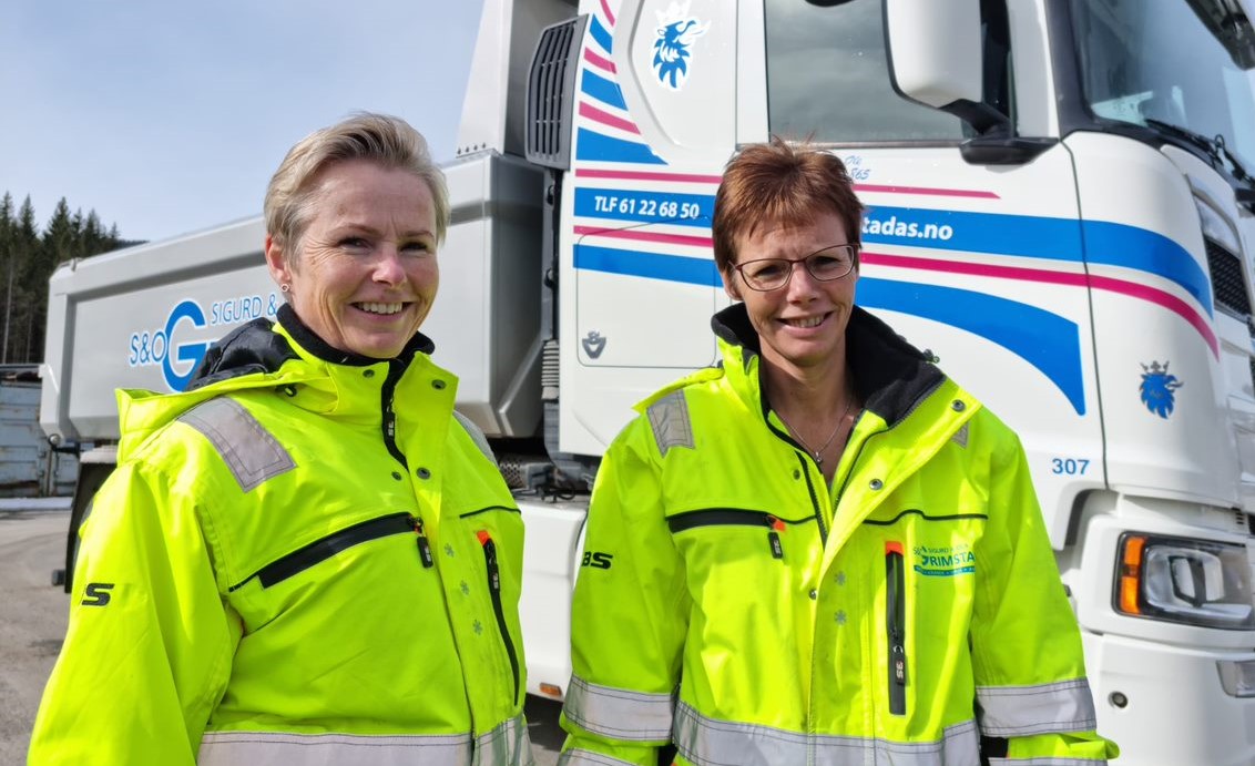Nå kan Grimstad-jentene endelig kjøre lastebil! 