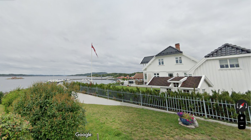 Søbakken 16, Helgeroa