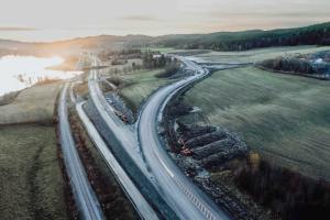 Drone bilde over ras stredet