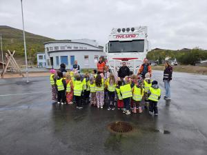 Jan Nylund og Sønner stilte opp med lastebiler og instruktører under VPN Båtsfjord  