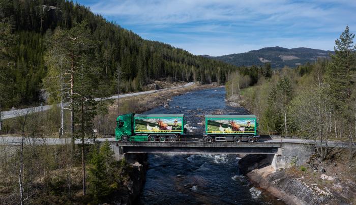 FLOTT KONTORUTSIKT: Idylliske omgivelser i Valdres