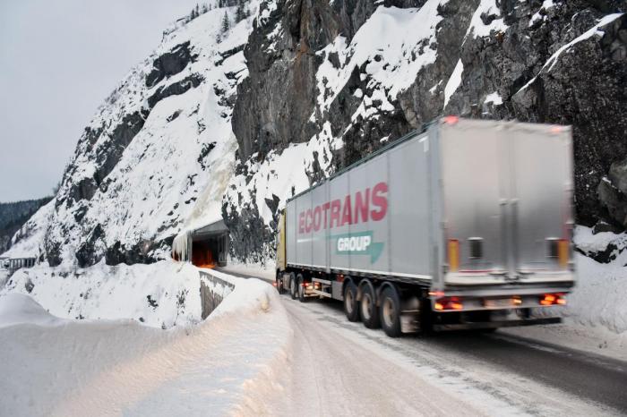 Det finnes flere flaskehalser på E16. Heldigvis skal også vegene ved Kvamskleiva utbedres innen kort tid. Foto: Stein Inge Stølen