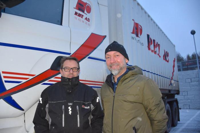 Jon-Helge Storli ved trafikkskolen RBT AS er ikke ukjent med problemstillingen og mener folk bør bli flinkere til å sjekke fristene. Foto: Stein Inge Stølen