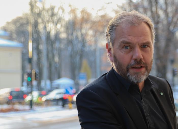 -Ved situasjoner som den vi opplevde på E18 i Agder må politiet gi bergingsoppdraget til nærmeste egnede aktør, sier Kjell Olafsrud i NLF. Foto: André Kjernsli