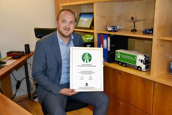 Samferdselsminister Jon Georg Dale ønsker Fair Transport velkommen. Han vil selv stå for den offisielle åpningen av nettportalen under Arendalsuka 14. august. Foto: Stein Inge Stølen