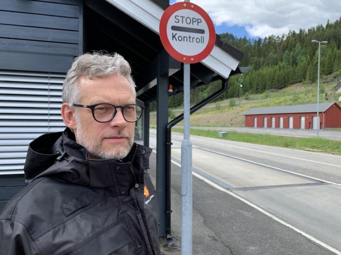 – Hovedregelen er fortsatt at fører til enhver tid må sørge for at kjøretøyet er riktig skodd for gjeldende føre, sier Kjetil Wigdel, leder for utekontroll i Statens vegvesen, Foto: Torstein Paulsen, Statens vegvesen