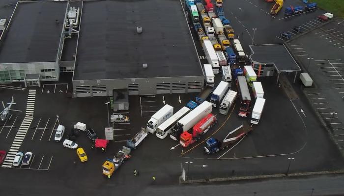 KONVOI: Her starter konvoien fra Bergen til Voss. Foto: Christer Halsøy