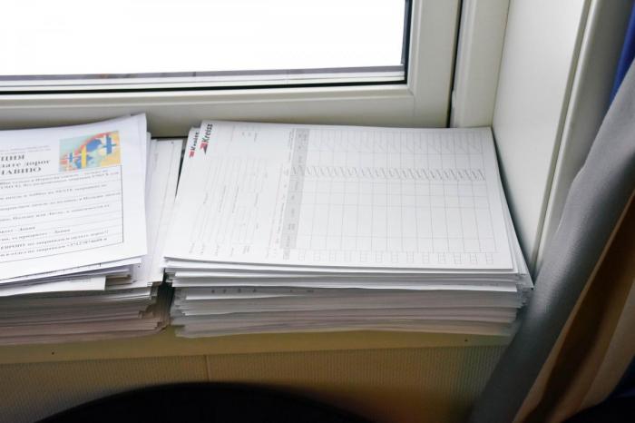 En tykk bunke registreringsskjemaer tydelig merket 