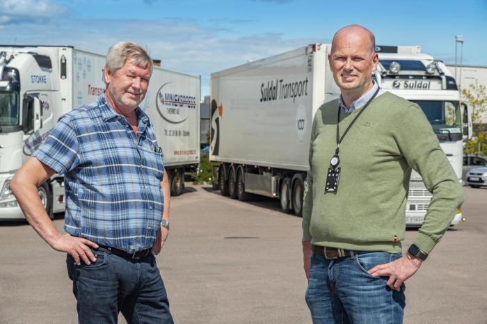 Med miljøet i fokus: Fra venstre, daglig leder i Miniexpress, Kjell Skatvedt, og  konsernsjef i Nor-log Gruppen, Lars Arne Brøttem. Foto: Jamieson Pothecary