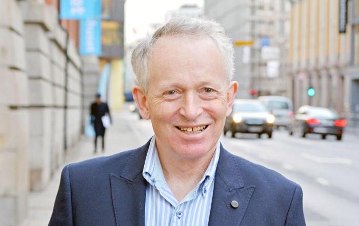 Seniorrådgiver Olav G. Hermansen informerer om resultatene av tariffoppgjøret 2019. Foto: NLF-arkivet