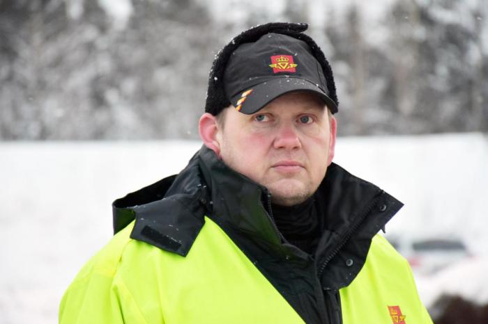 Ove Mareno Skogheim er en av kontrollørene i faggruppen på Jessheim. Han er åpen på at mange aktører bevisst sniker seg unna kontroller, både fysisk ved å kjøre omveger og ved å trikse med dokumentasjonen. Foto: Stein Inge Stølen