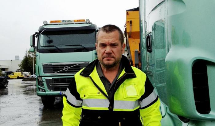 OPPGITT: Per Håvard Ramlo hos Ramlo Sandtak. Foto: Torbjørn Stavdal