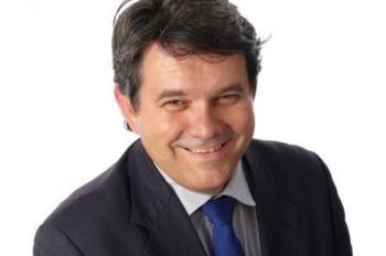 Fylkesordfører i Hordaland, Tom-Christer Nilsen, er åpen for nye kollektivfeltløsninger. Foto: Hordaland Fylkeskommune