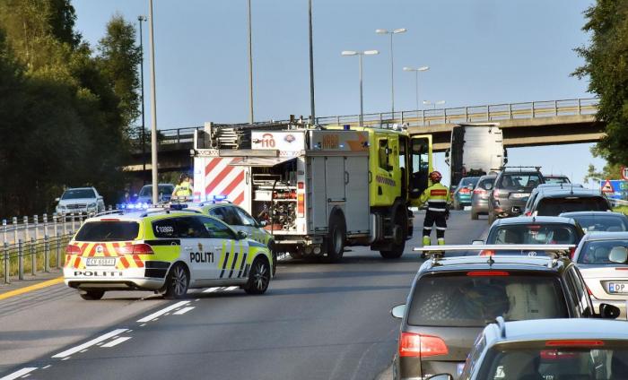 Selv om det er rekordfå som omkommer i trafikken, mister vi likevel over hundre mennesker hvert år. UPs innsats for å redusere dette antallet er viktig. Foto: Stein Inge Stølen