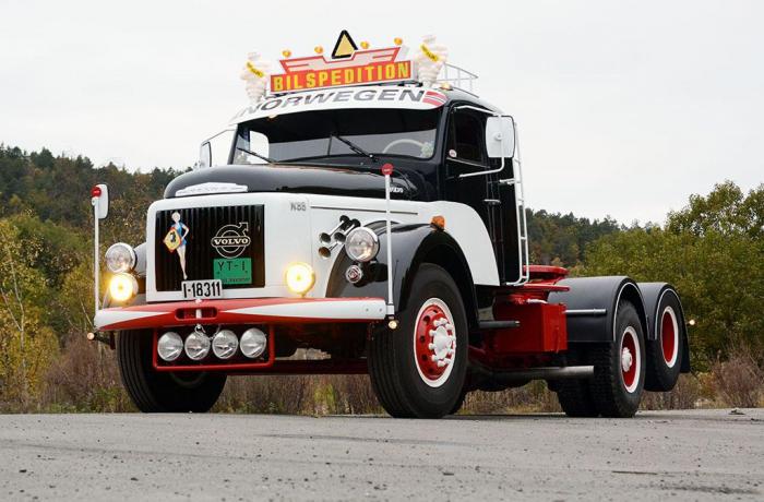 Nå blir I-18311 kun brukt til koseturer, men opprinnelig gikk bilen i langtransport mellom Arendal og Oslo. Foto: Jan Harry Svendsen