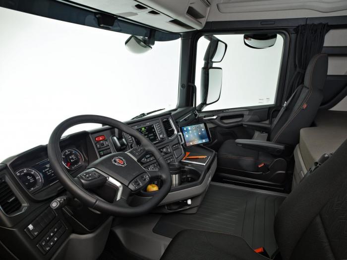 Førermiljøet kjenner vi igjen fra trekkvognene som ble lansert for ett års tid siden.